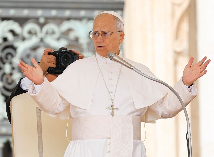 Papa León redefine el concepto de ‘provida’: "No basta con rechazar el aborto, también hay que defender la vida". (Papa) EFE/EPA/FABIO FRUSTACI