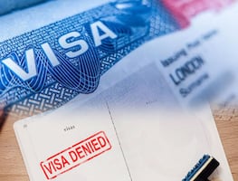 La razón por la que no deberías volver a pedir la visa americana justo después de que te la rechazaron