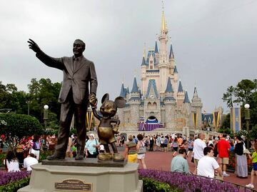 ¿Quieres trabajar en Disney World? Lanzan programa de intercambio para mexicanos