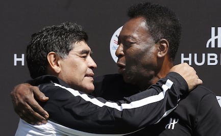 Pelé dice que algún día jugará en el cielo con su amigo Maradona