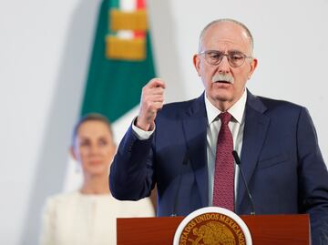 México promete bajar el precio de la tortilla en 10% y autosuficiencia en maíz y frijol