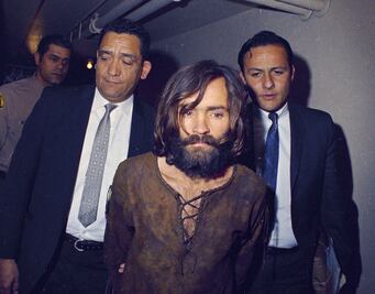 Charles Manson y su "familia", y cómo aterrorizaron con matanzas a Los Ángeles