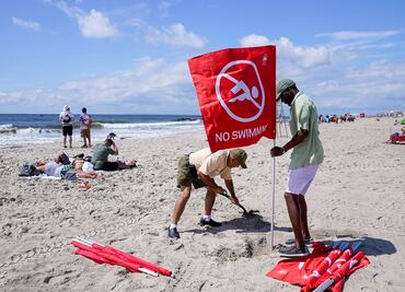 Cierran una de las playas más icónicas de Nueva York por el ataque de un tiburón