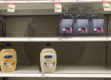 Cadena farmacéutica de EE.UU. reconoce escasez de productos por coronavirus