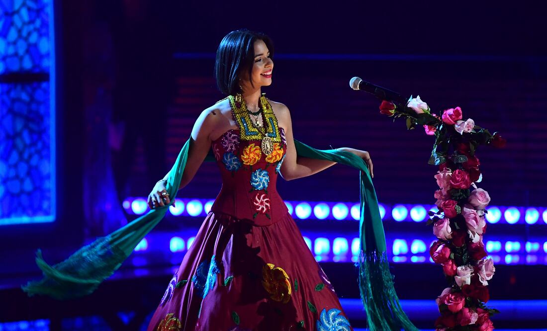 Ángela Aguilar. Quién es, cuánto mide y otros datos curiosos de la novia de Christian Nodal. Foto: AFP