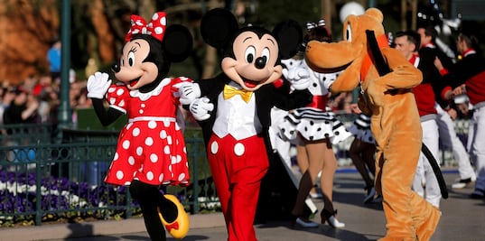 Disney anuncia nuevo desfile 'Magic Happens' para el año 2020