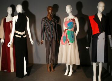 Prestigiosa escuela de moda de NYC se disculpa por desfile racista