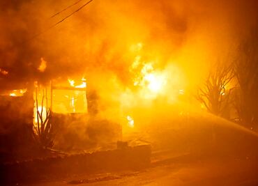 Encuentran anillo sobreviviente a dos incendios de California en 50 años