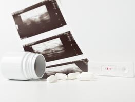 Luisiana aprueba ley que penaliza posesión de píldoras abortivas sin receta médica. Lo que se sabe