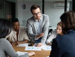 Consulado EU en Guadalajara solicita representante de beneficios federales; ofrece $745,072 pesos anuales