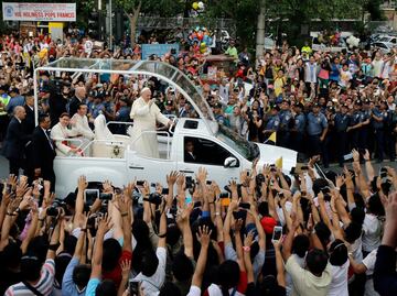 El papa Francisco ordenó que un papamóvil fuera destinado a la asistencia en Gaza