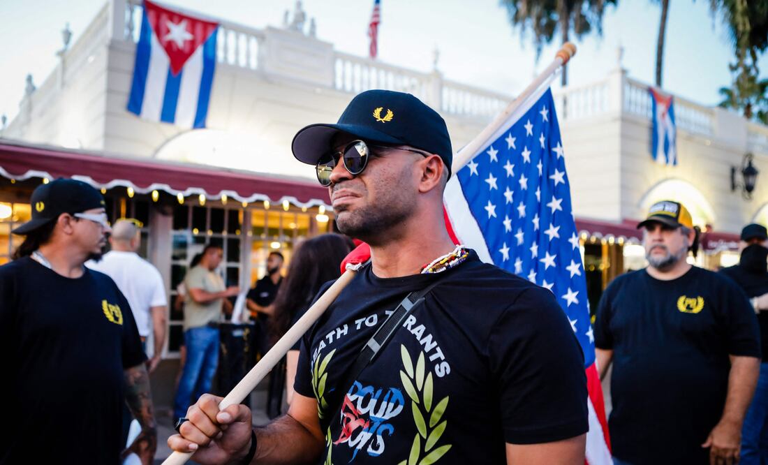 ¿Quién es Enrique Tarrio, el cubano-estadounidense que lideró a los Proud Boys?. (Photo by Eva Marie UZCATEGUI / AFP)