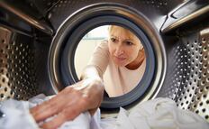 Cómo limpiar la lavadora por dentro. 5 tips para evitar el mal olor y la mugre
