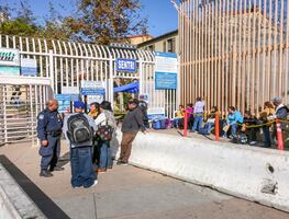 México transportará a migrantes que tengan una cita de CBP One en Estados Unidos