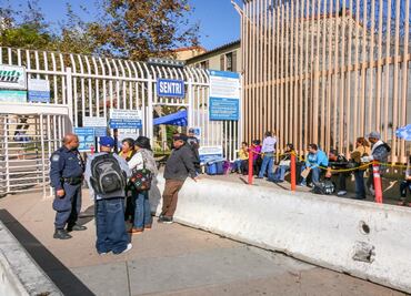 México transportará a migrantes que tengan una cita de CBP One en Estados Unidos