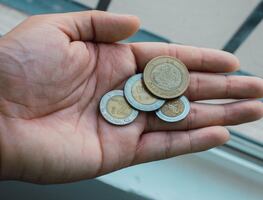 Banxico anuncia cambios en las monedas de $1, $2 y $5 para 2025. ¿Cómo lucirán?