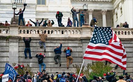 Círculo de Trump se reunió con grupos ultra antes del asalto al Capitolio