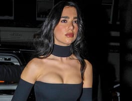 Dua Lipa derrocha sensualidad con revelador catsuit traslúcido