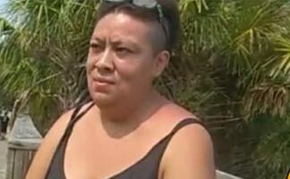 Mujer arroja a perro al océano en Georgia porque "no podía pagar veterinario"