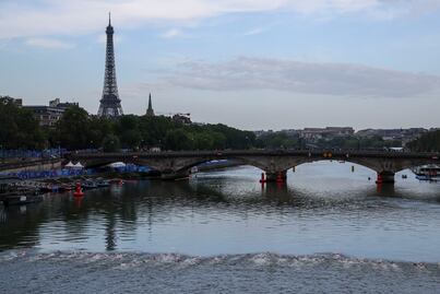 Juegos Olímpicos. Triatleta belga es reportada como “enferma” tras competir en el Río Sena