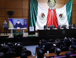 Zelenski le pide a México mostrar liderazgo en fórmula de la paz