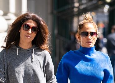 Jennifer Lopez y su hermana lucen leggings 'electrizantes' en Nueva York