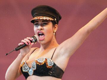 Demandan a marca de aromatizantes por usar imagen de Selena