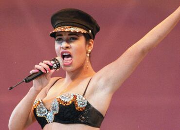 Demandan a marca de aromatizantes por usar imagen de Selena