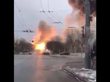 Rusia derriba torre de televisión en Kiev; reportan 5 muertos (VIDEO)