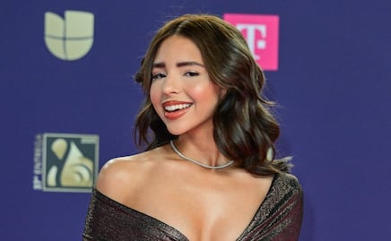 Critican a Ángela Aguilar por su nueva imagen: “Cambió su sello personal por un hombre”