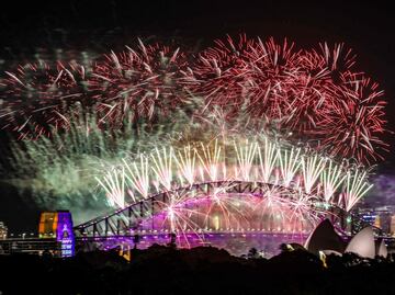 El mundo recibe al 2025 tras un año de guerras, elecciones y gloria olímpica