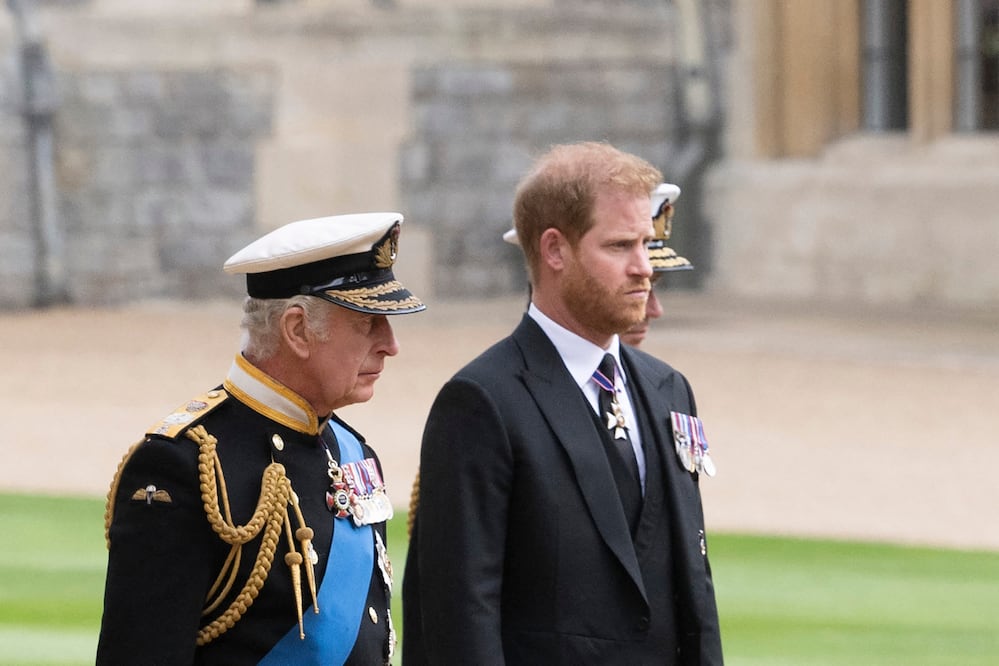 “No quiere ser un duque sin dinero”: la razón financiera detrás del regreso del príncipe Harry a Reino Unido. (Photo by David Rose / POOL / AFP)