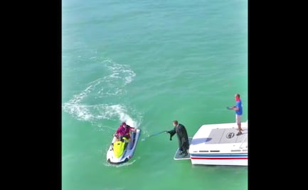 Estudiantes de Florida celebran graduación en el mar