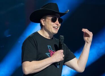 El camino que siguió Elon Musk para convertirse en multimillonario