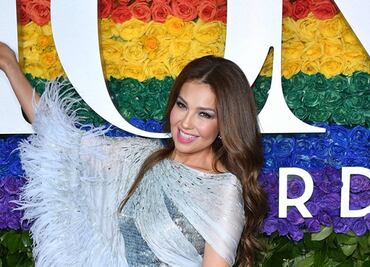 Thalía conquista con vestido de raja en Nueva York