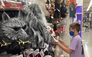 ¿Cuánto y en qué gastan los estadounidenses para Halloween?