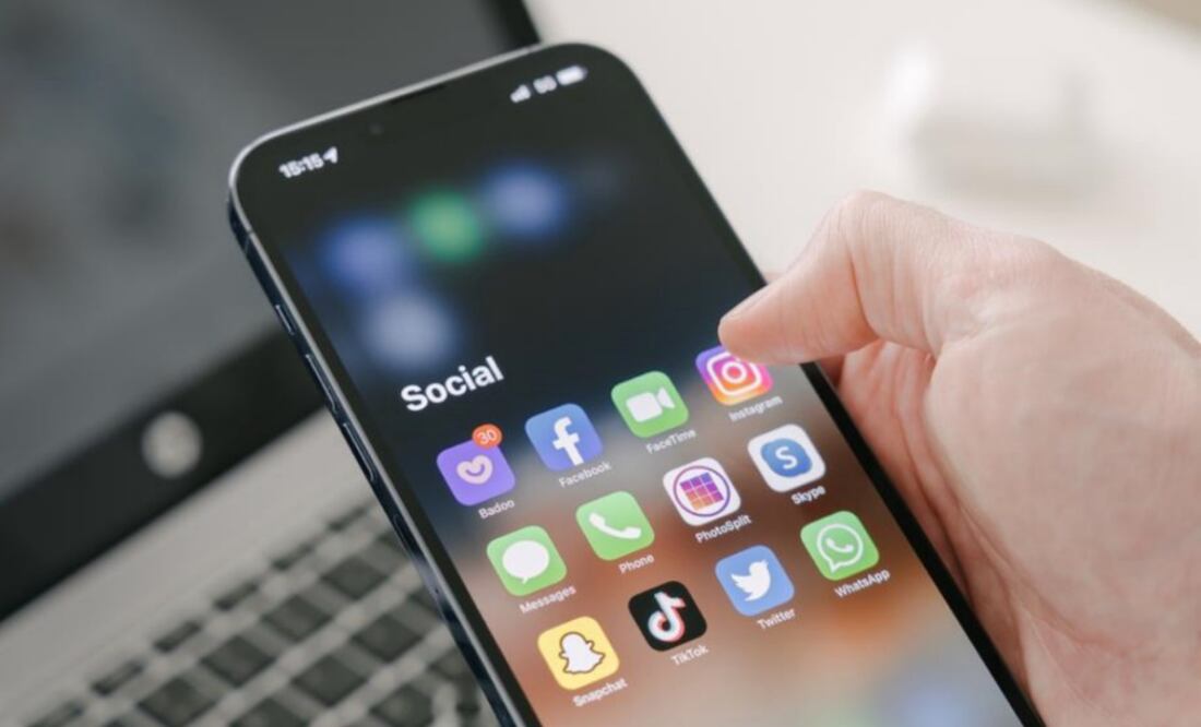 Algunos celulares se quedarán sin soporte en WhatsApp a partir del próximo año. Foto: iStock