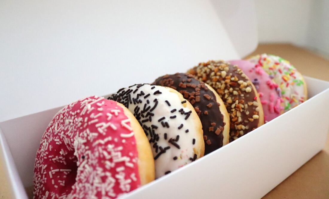 Día de la Dona: Consigue donas gratis en Krispy Kreme este viernes 6 de junio | Imagen: canva