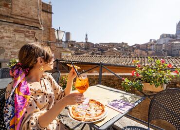 ¿Quieres desconectarte del mundo? Te presentamos 10 increíbles destinos para visitar en solitario