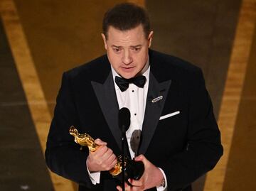 Al borde de las lágrimas, Brendan Fraser sella su regreso a Hollywood con el Óscar