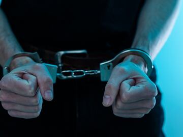 Acusan a universitario de 21 años de hacer una estafa de $3.5 millones de dólares