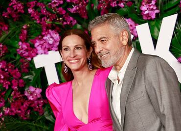 Julia Roberts deslumbra con escotado vestido en Los Ángeles a los 54 años