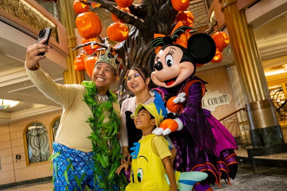 Disney Cruise Line Halloween on the High Seas. (Abigail Nilsson, photographer). © Disney / Cortesía Disney Cruise Line