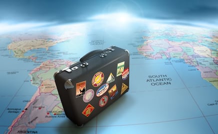 ¿Cómo ahorrar dinero para viajar sin 'morir' en el intento?