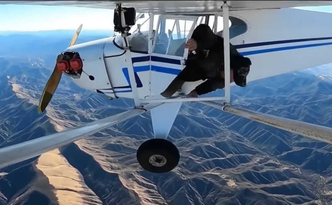 Trevor Jacob estrelló su avioneta en el bosque nacional de Los Padres. Foto tomada de video.