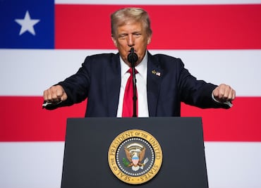 ¡Guerra Comercial! Camiones importados pagarán 25% de arancel desde Noviembre por orden de Trump.