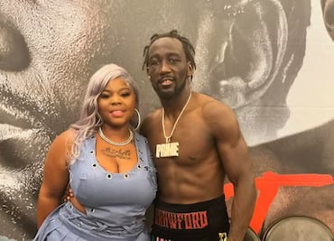 El día que Terence Crawford defendió a su pareja tras cruel comentario de un boxeador británico. ¿Qué le dijo?