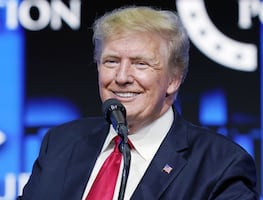 Abuchean a Trump tras confirmar que recibió dosis de refuerzo contra Covid