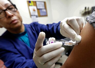 Mitos y realidades de la vacuna contra la influenza, según Harvard