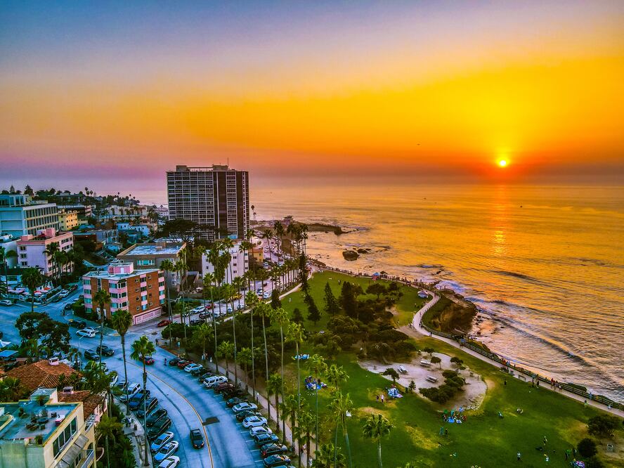 Sunset at La Jolla Cove/ iStock/ Nicholas Anderson